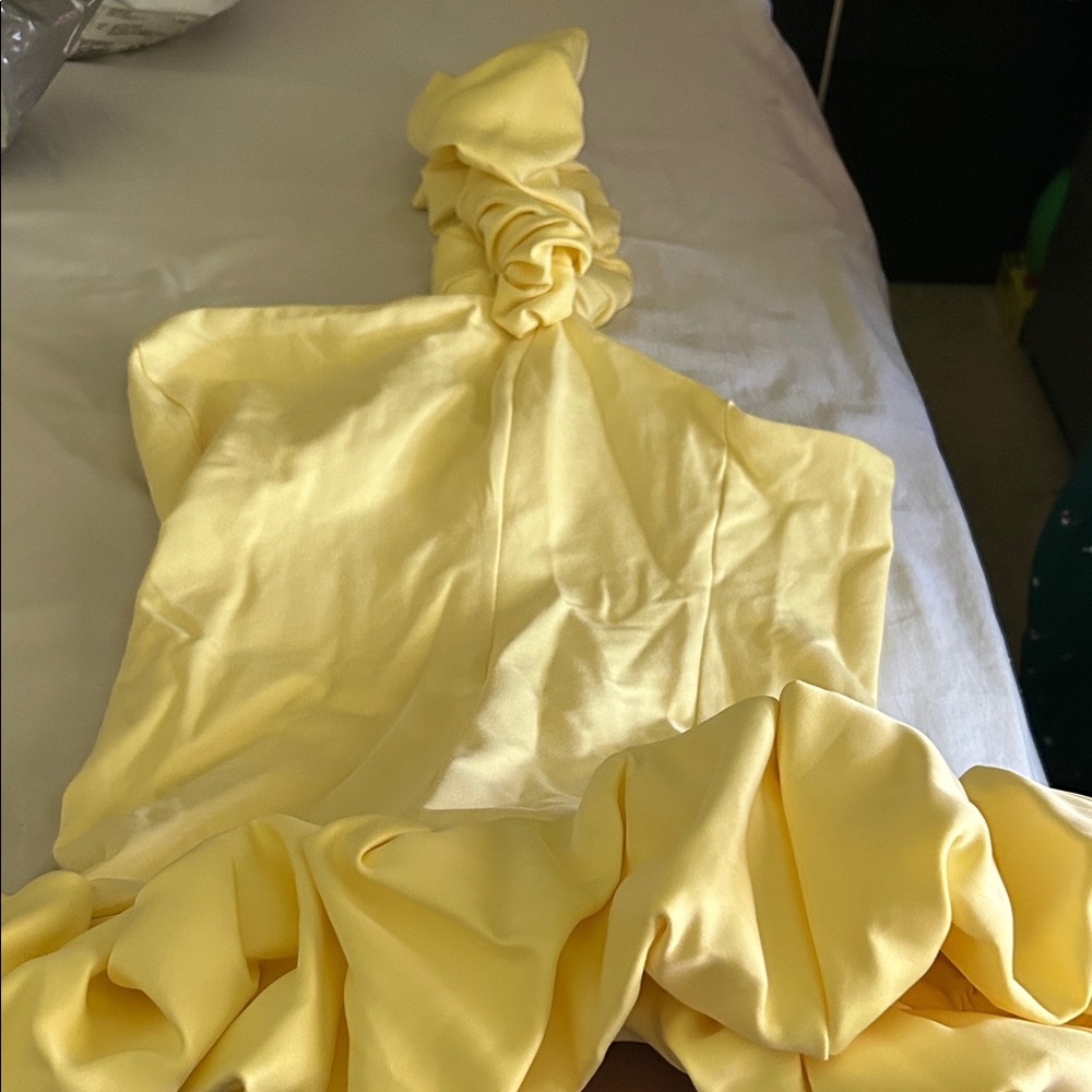 Elegant Yellow Dress